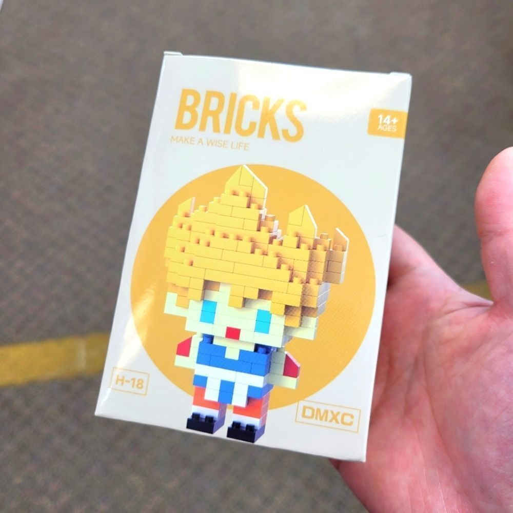 Brand New Dragon Ball Z Bricks Lego Figure #A